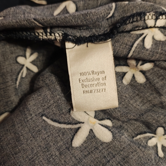 Lauren Conrad x Minnie Mouse Daisy Deess - Picture 5 of 5